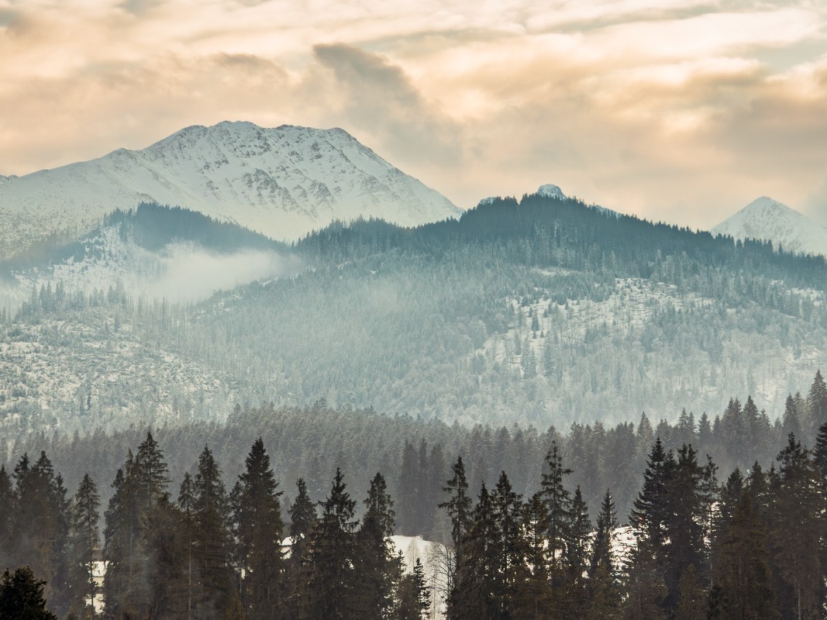 When the Trails Turn to Ice — A Warm Winter in the Polish Tatras
